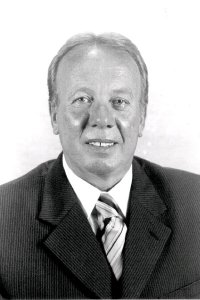 Wanderley T. Agostini